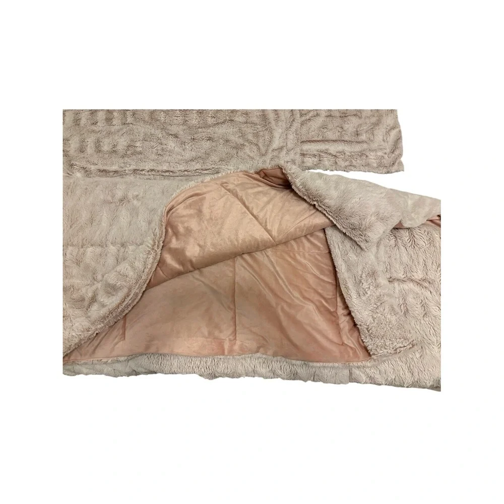 Madison Park Plush California‎ King Comforter w/2 Shams - Light Blush Pink